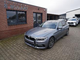 skadebil auto BMW 5-serie 520 D SPORT LINE LED LEER SCHUIFDAK 2018/1