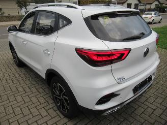 Schadeauto MG ZS MG  ZS 1.0T-GDI  10.700km!! Virtual-Cockpit Leer Navi Panorama-D Camera Keyless-Go..... 2023/5