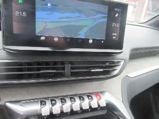 Peugeot 5008 Puretech130 Aut. GT  7-Zits Climatronic HalfLeer Navi Camera Keyless-Go StoelVerwarming... picture 18