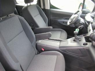 Peugeot Rifter 1.5D 100 ALLURE 5-Zits Airco Navi CruiseControl Pdc.... picture 14