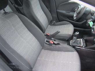 Opel Corsa 1.2B EDITION   Start&Stop Airco Camera CruiseControl Parktronic  Navi-Voorbereid picture 21