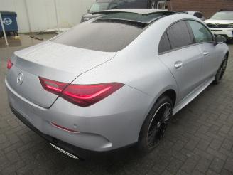 Mercedes Cla-klasse CLA 220d AUT. 9.772KM!!  AMG-LINE  NightPack HalfLeer Navi Panorama/SchuifDak Camera StoelVerwarming... picture 9