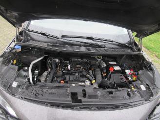 Peugeot 5008 BlueHdi 130 Allure 30.000km 7-Zits Climat Navi Camera StoelVerwarming...... picture 11