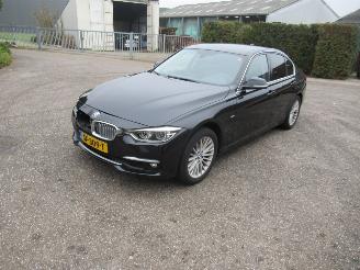 škoda osobní automobily BMW 3-serie 318i Luxury 2018/3