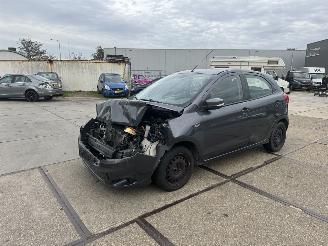 Vaurioauto  passenger cars Ford Ka+ 1.2 Active 2018/2