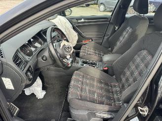 Volkswagen Golf 2.0 TSI GTI 5 drs picture 5