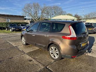 Renault Grand-scenic 2.0 Aut. Privilege picture 4