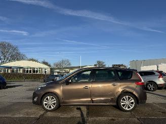 Renault Grand-scenic 2.0 Aut. Privilege picture 27