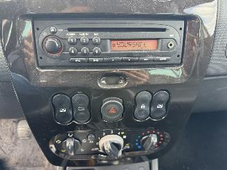 Dacia Duster 1.6 16v picture 6