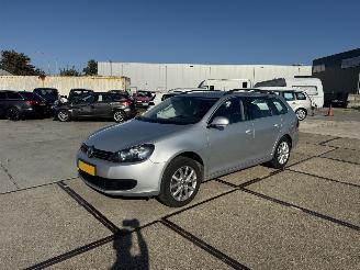 Vaurioauto  passenger cars Volkswagen Golf 1.2 TSI Comf. Variant 2010/10
