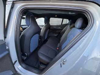 Volvo EX30 EX30 Extended Range Ultra Panorama voll  Rijdbaar picture 10