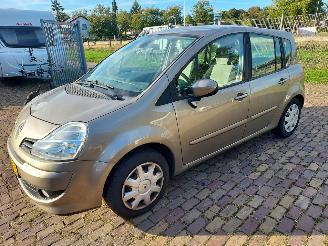 Avarii autoturisme Renault Modus 1.2 benzine div opties + Apk 2008/12