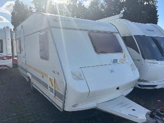 dommages caravanes Delta  4600 FB Mover Voortent Frans bed Rondzit 2003/9