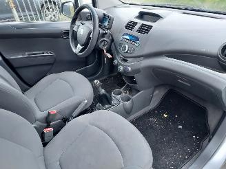 Chevrolet Spark 1.0  5 deurs Airco picture 8