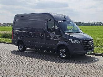 Mercedes Sprinter 317 picture 5