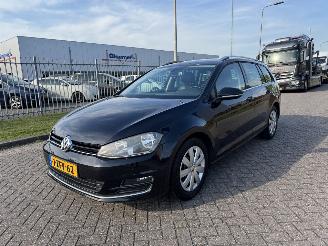 Coche accidentado Volkswagen Golf 1.2 TSI Highline Navi - Clima 2015/1