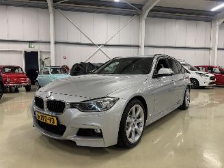 Unfallwagen BMW 3-serie 330 D Aut. M-Sport 2015/3