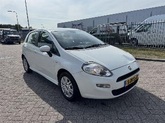 Unfallwagen Fiat Punto Evo 1.3 M-Jet  AIRCO 2015/3