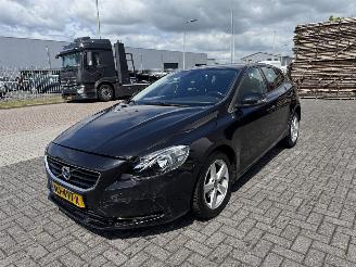Auto incidentate Volvo V-40 2.0 D2 R-Design 2015/12
