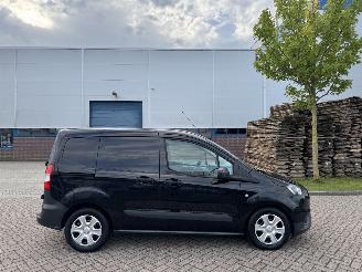 Uttjänta bilar auto Ford Transit Courier Van 1.5 TDCI 55Kw AIRCO NAVI 2020/2