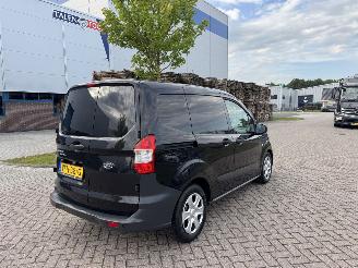 Ford Transit Courier Van 1.5 TDCI 55Kw AIRCO NAVI picture 3