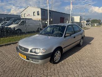 Unfallwagen Toyota Corolla 1.6 VVT-i 2000/4