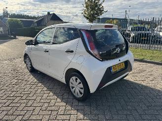 Toyota Aygo 1.0 VVT-i X Fun  AIRCO picture 6