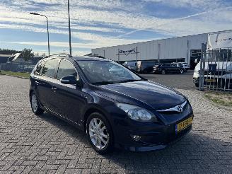 Coche accidentado Hyundai I-30 1.6 93Kw Clima 2011/1