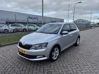 skadebil auto Skoda Fabia 1.2 TSI Edition  Clima 2015/3