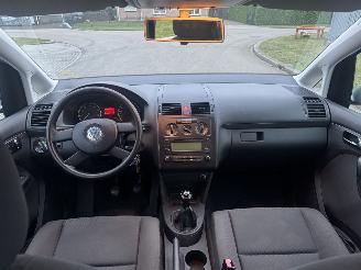 Volkswagen Touran 1.6 75kw 7-PERSOONS picture 14