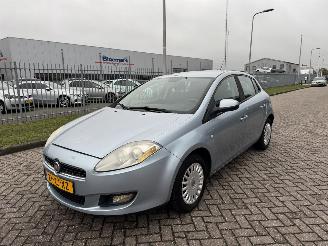 skadebil auto Fiat Bravo 1.4 Dynamic AIRCO 2007/6