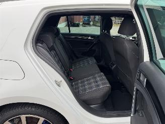 Volkswagen Golf 1.4  GTE Clima - Navi picture 20
