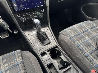 Volkswagen Golf 1.4  GTE Clima - Navi picture 17