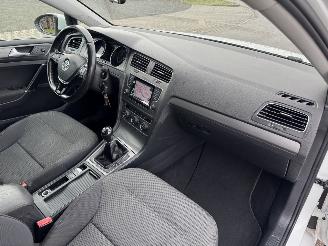 Volkswagen Golf 1.6 TDI 81Kw Clima Navi picture 20