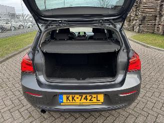 BMW 1-serie 118i  Clima - Navi picture 15