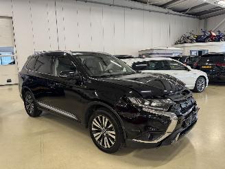 krockskadad bil auto Mitsubishi Outlander 2.0 Intense+  Aut. 7-persoons 2019/8