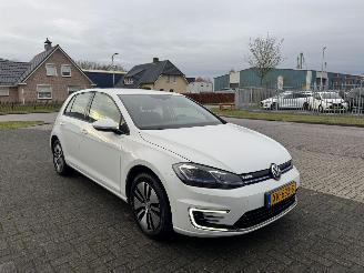 Coche accidentado Volkswagen e-Golf Clima - Navi  37525 KM !!!! 2019/2