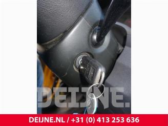 Volkswagen Caddy Caddy III (2KA,2KH,2CA,2CH), Van, 2004 / 2015 2.0 Ecofuel picture 32