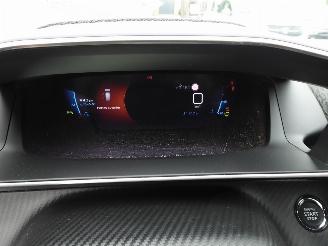 Peugeot 208 GT picture 13