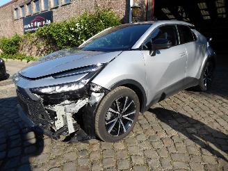 Coche accidentado Toyota CH-R Hyb HEV 2024/4