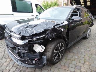 krockskadad bil auto Volkswagen Tiguan Life 2024/11