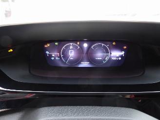 Peugeot 308 SW Hybrid GT picture 15