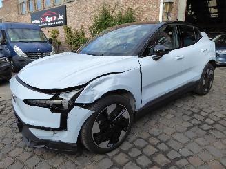 Auto incidentate Volvo EX30 Plus 2WD Pure Electric 2024/10