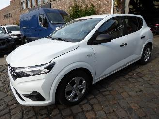 Auto incidentate Dacia Sandero Essential 2024/5