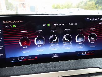 BMW iX 40 xDrive picture 27