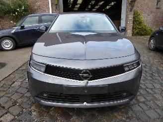 Opel Astra L Lim. 5-trg. Business Edition picture 2