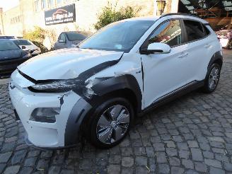 Auto incidentate Hyundai Kona SKY Elektro 2WD 2019/7