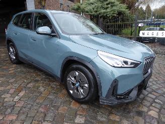 BMW iX1 30 xDrive picture 5