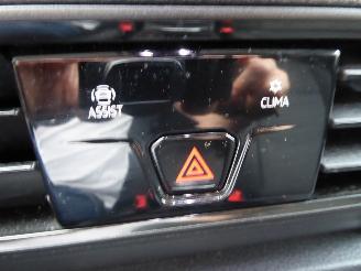 Volkswagen Caddy TDI picture 17