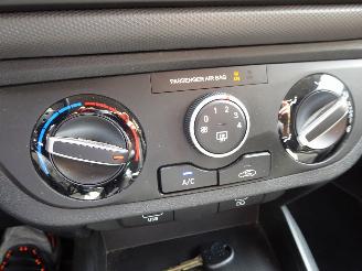 Hyundai I-10  picture 16
